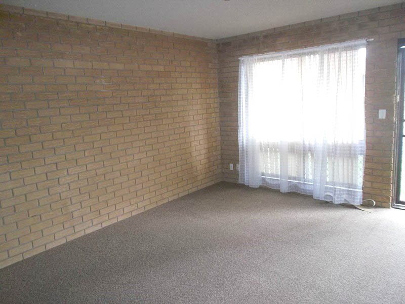 6/21 Nordlingen Drive TOLLAND 7