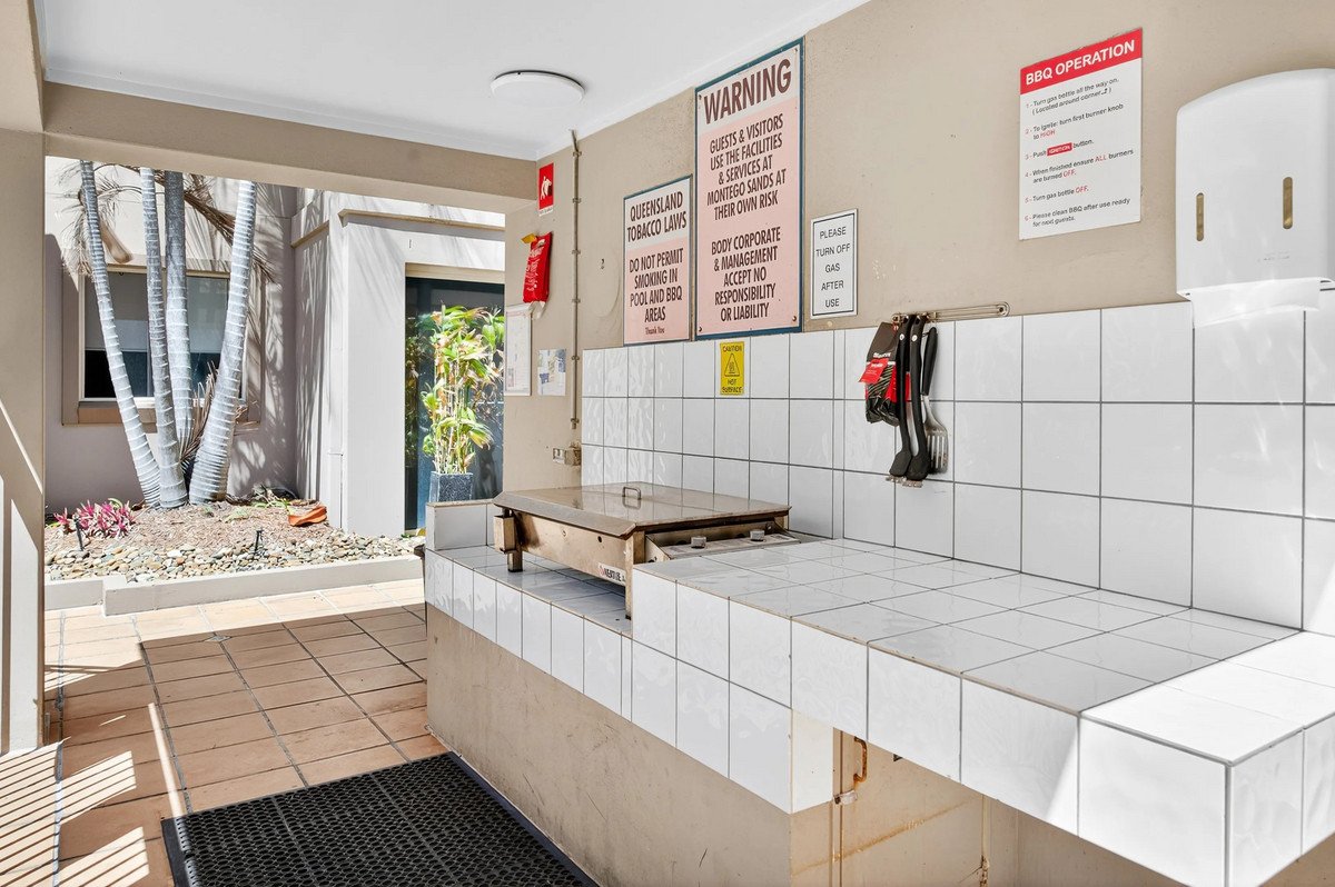 6/21 Peerless Avenue Mermaid Beach 12