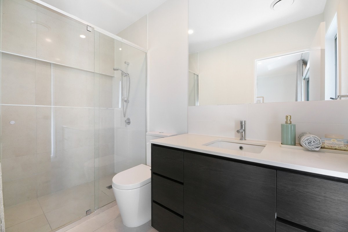 62/1 Vue Boulevard Robina 14