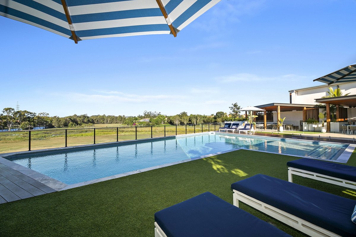 62/1 Vue Boulevard Robina 21