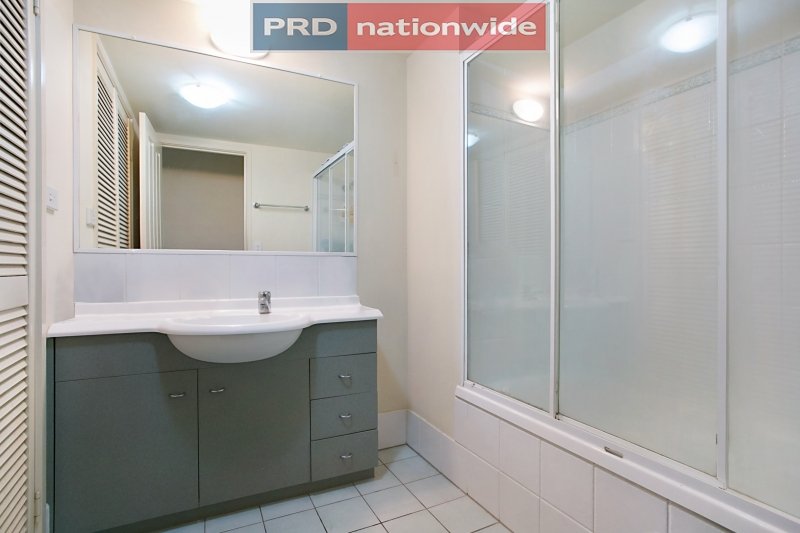 62/148 Marine Parade SOUTHPORT 6