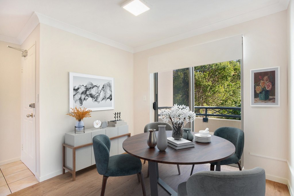 62/150 Marine Parade SOUTHPORT 1