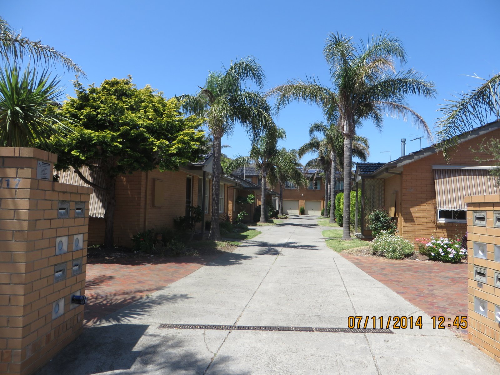 Gallery: 6/217 Beach Road