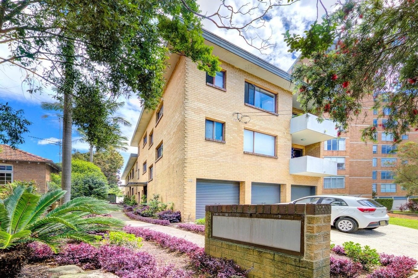6/218 Ben Boyd Road CREMORNE 5