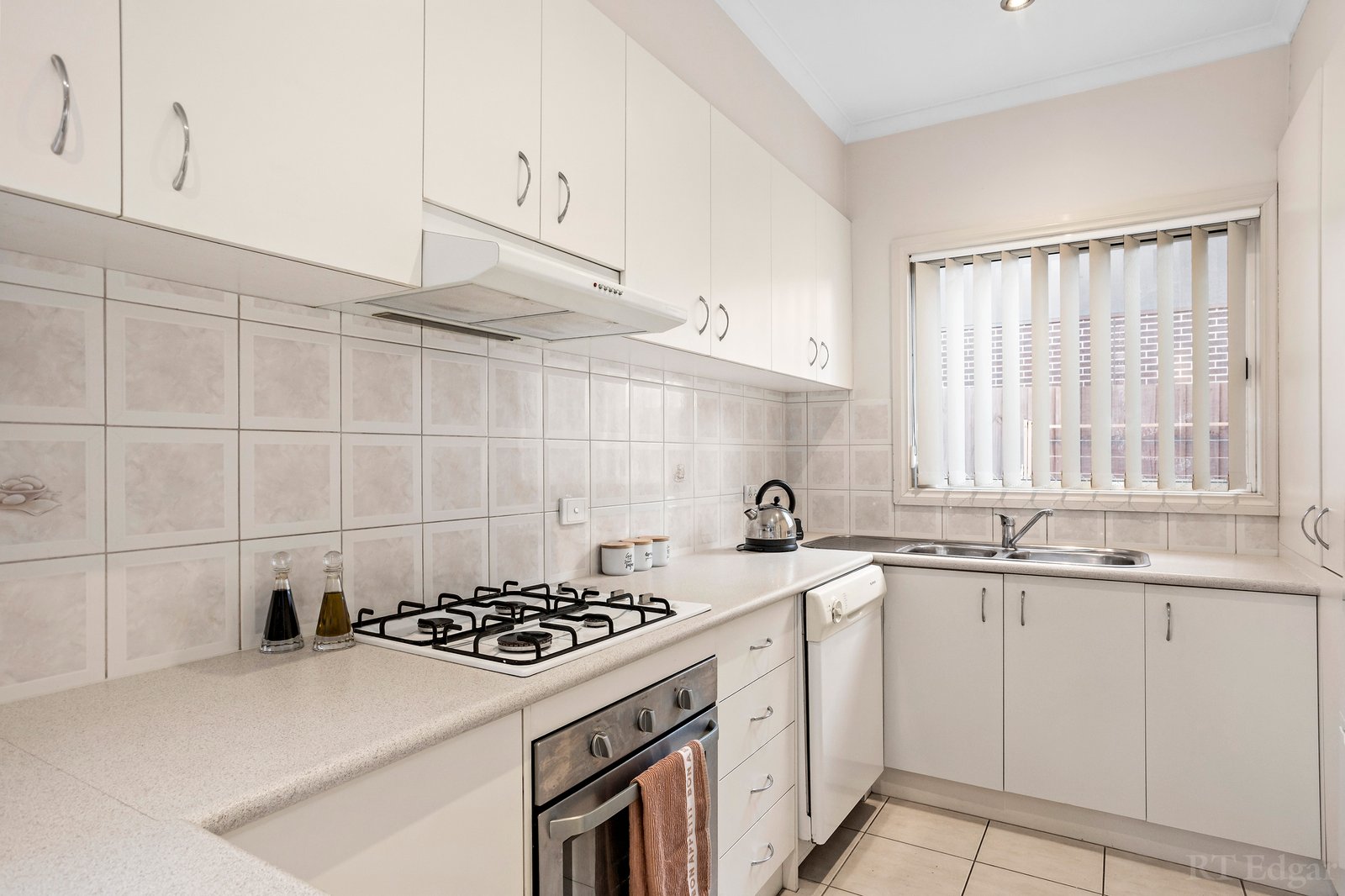 Real Estate and Property in 6/22-24 Hayden Road, Clayton South, VIC