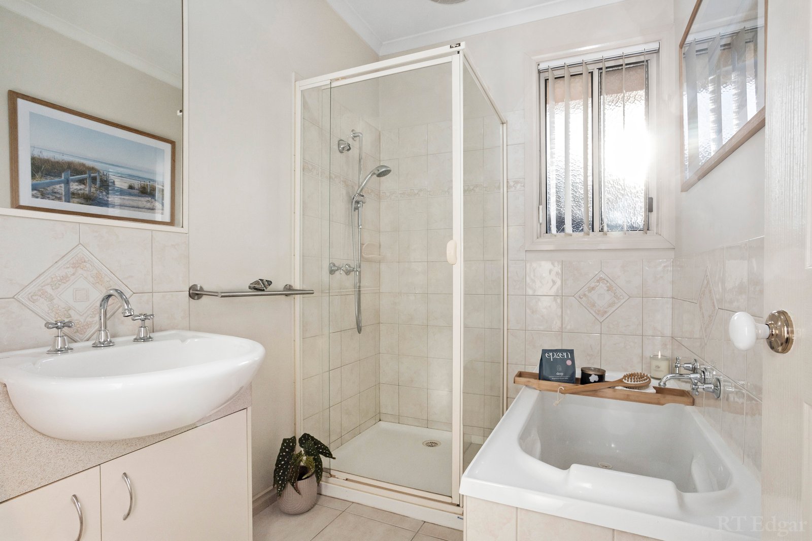 Real Estate and Property in 6/22-24 Hayden Road, Clayton South, VIC