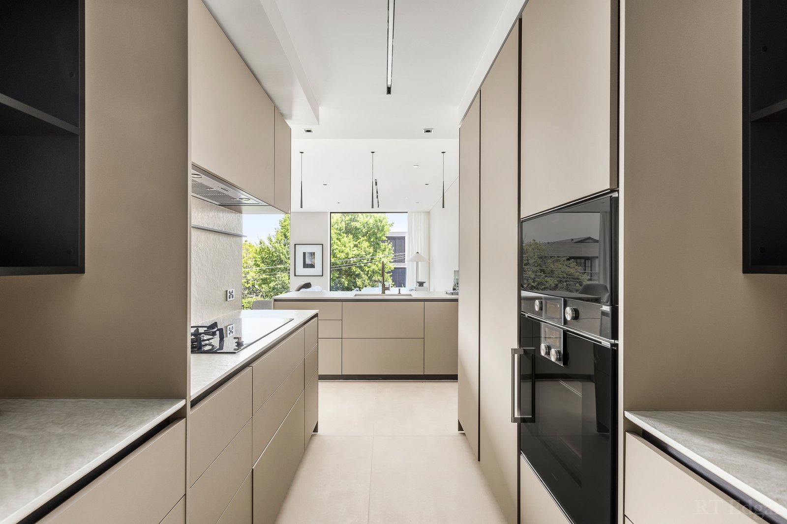 Real Estate and Property in 6/22 Tintern Avenue, Toorak, VIC