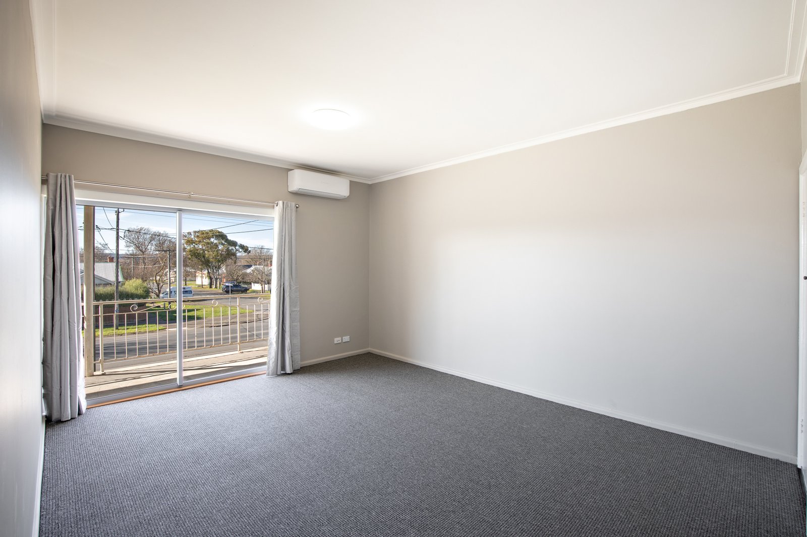 Gallery: 6/222 Drummond Street South