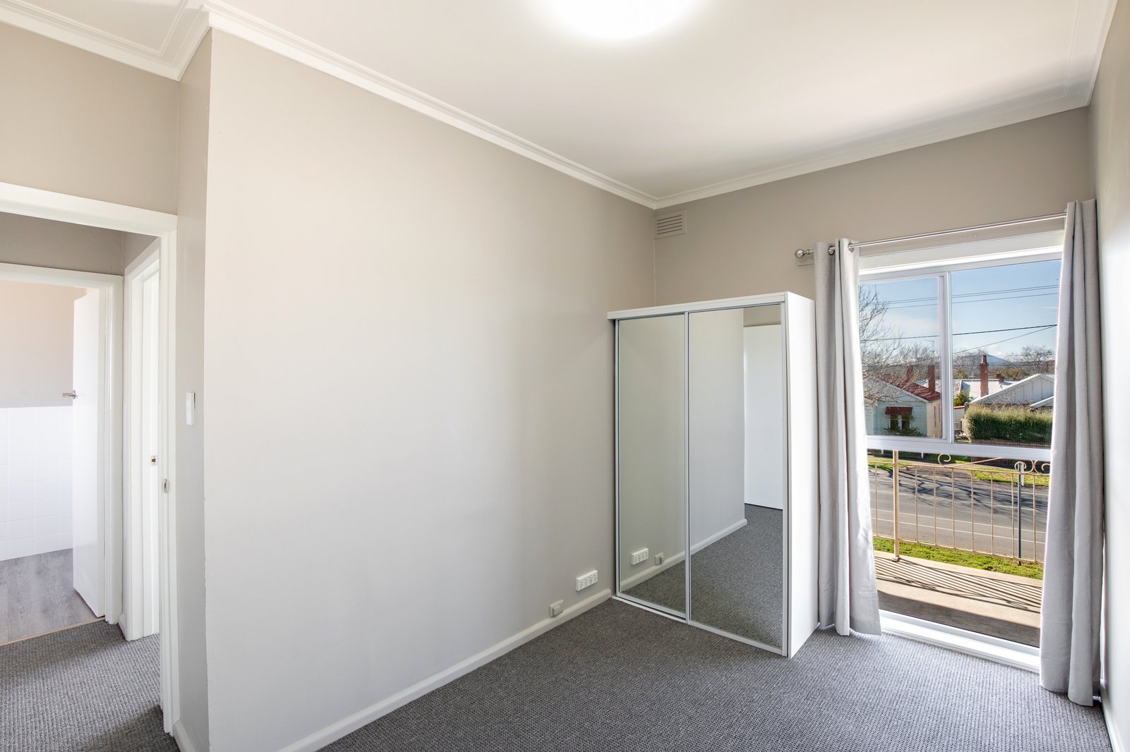 Gallery: 6/222 Drummond Street South