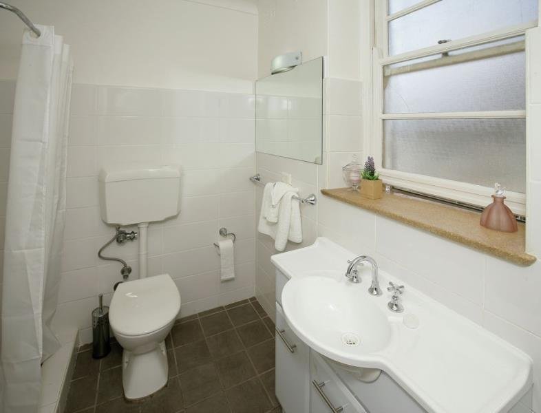 6/225 Tarcutta Street WAGGA WAGGA 9