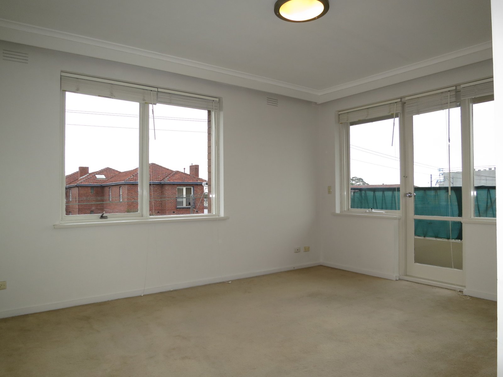 Gallery: 6/226 Inkerman Street