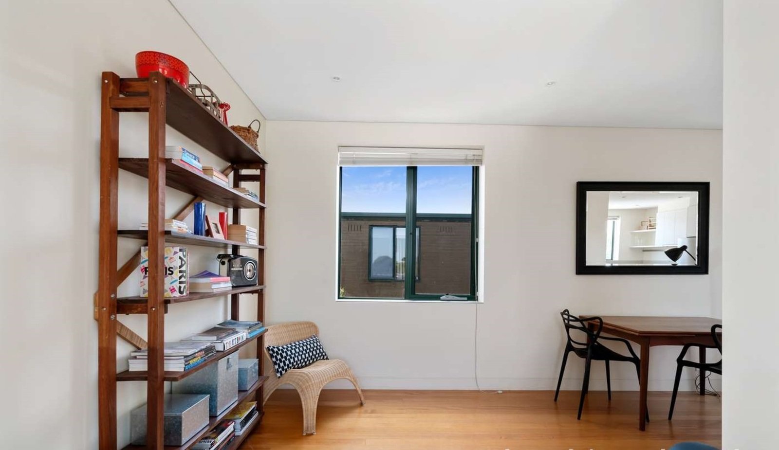 Gallery: 6/227 Bridport Street