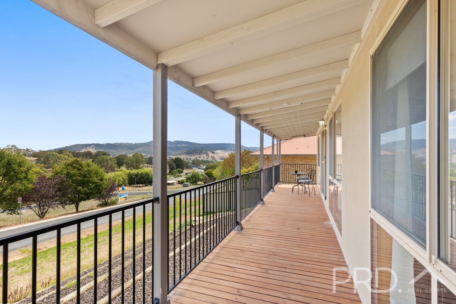 6/227 Wynyard Street TUMUT 11