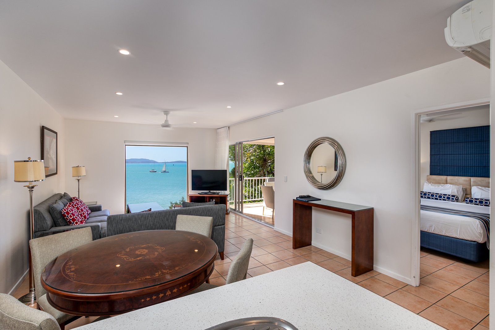 6/23-25 Ocean View Avenue AIRLIE BEACH 6