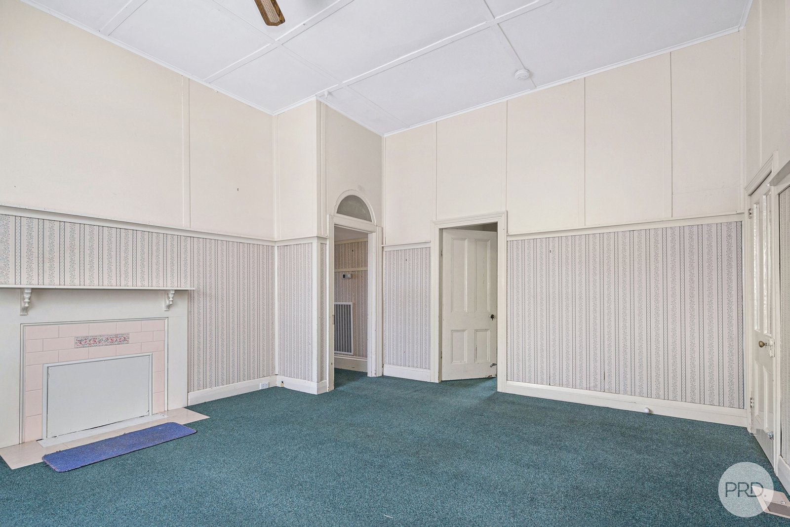 623 Bond Street GOLDEN POINT 4