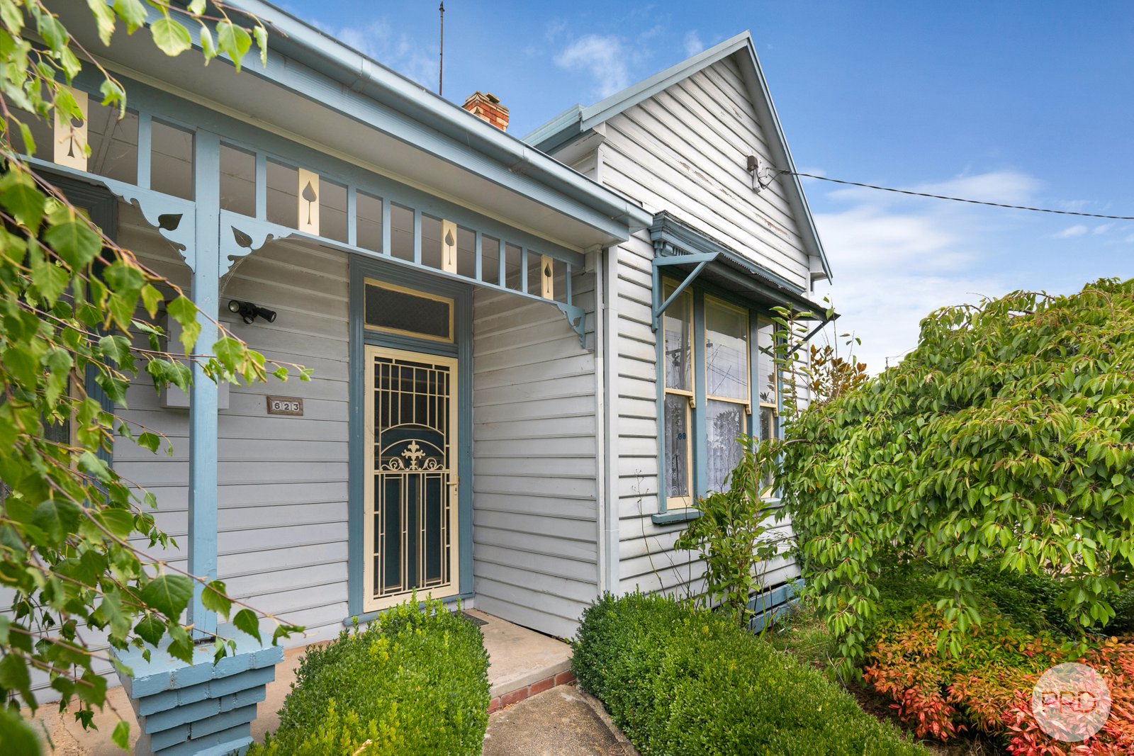 623 Bond Street GOLDEN POINT 2