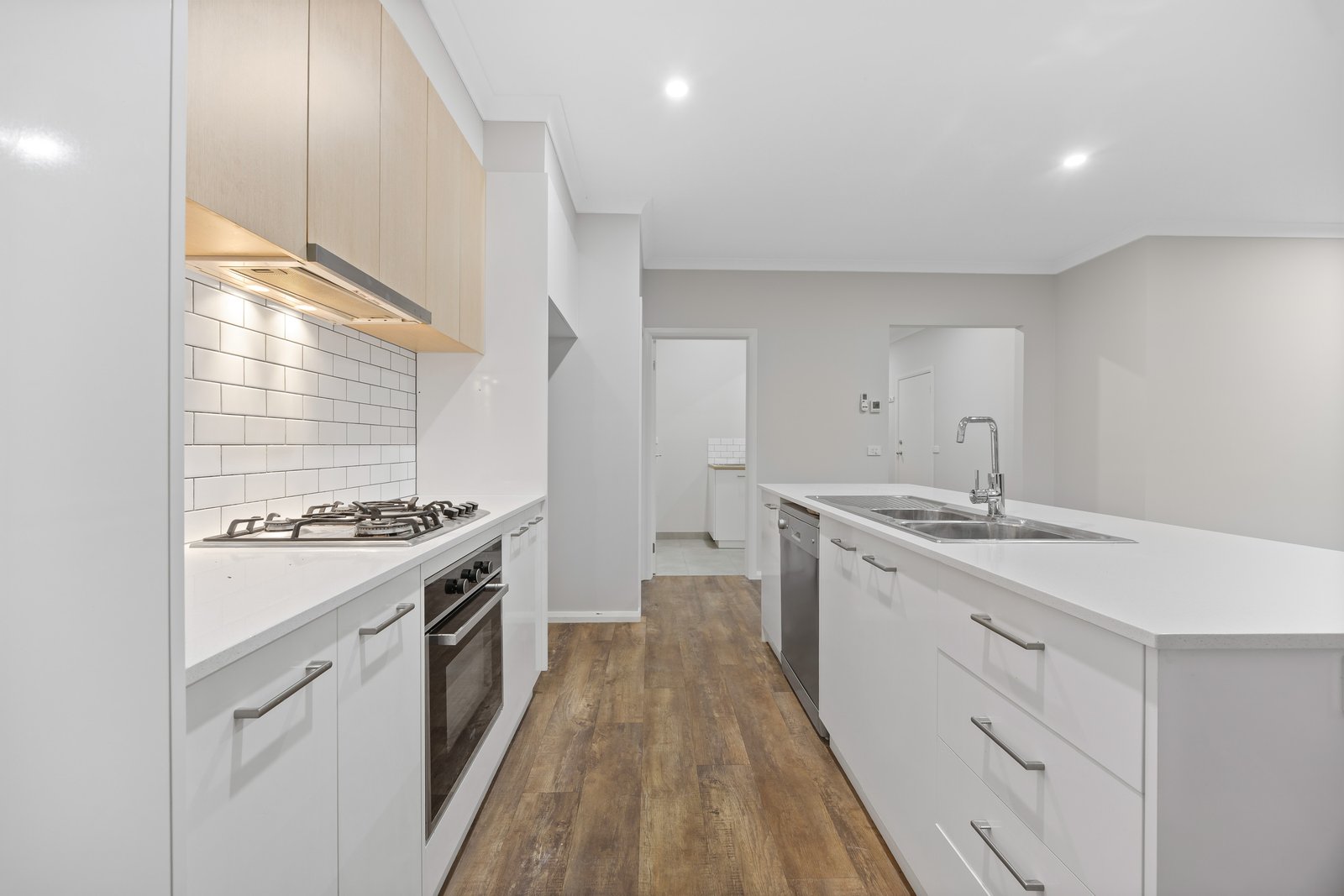 Gallery: 623 Morres Street