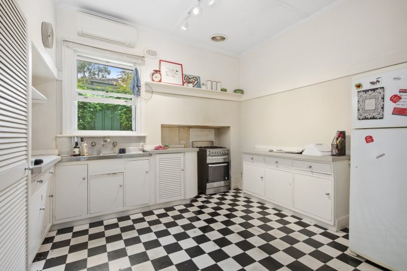 Gallery: 623 Nicholson Street