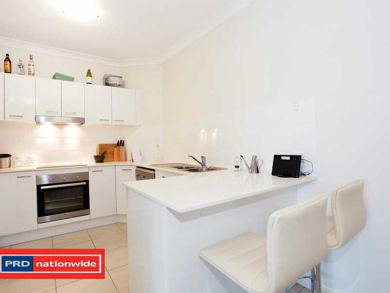 6/23 Noble Street CLAYFIELD 4