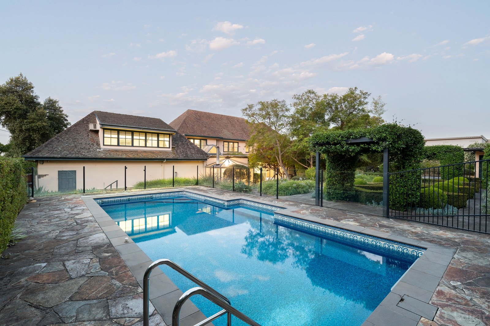 Real Estate and Property in 624-626 Toorak Road, Toorak, VIC