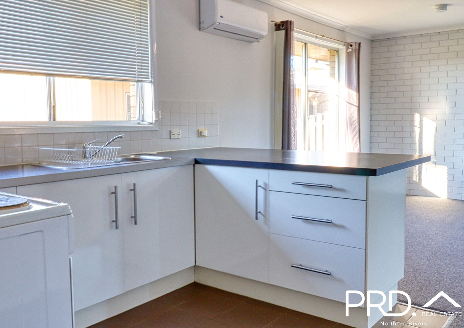 6/24 Boundary Street CASINO 3