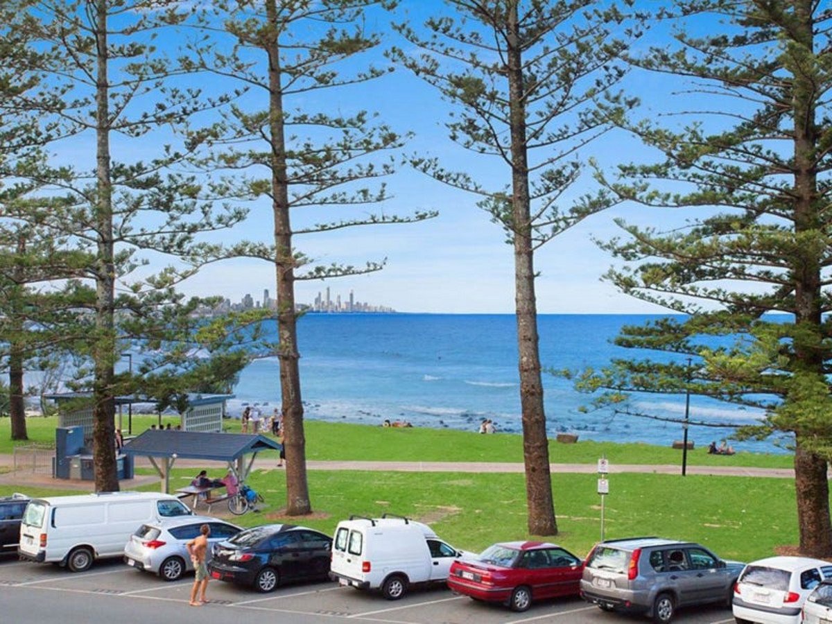 6/24 Goodwin Terrace BURLEIGH HEADS 7
