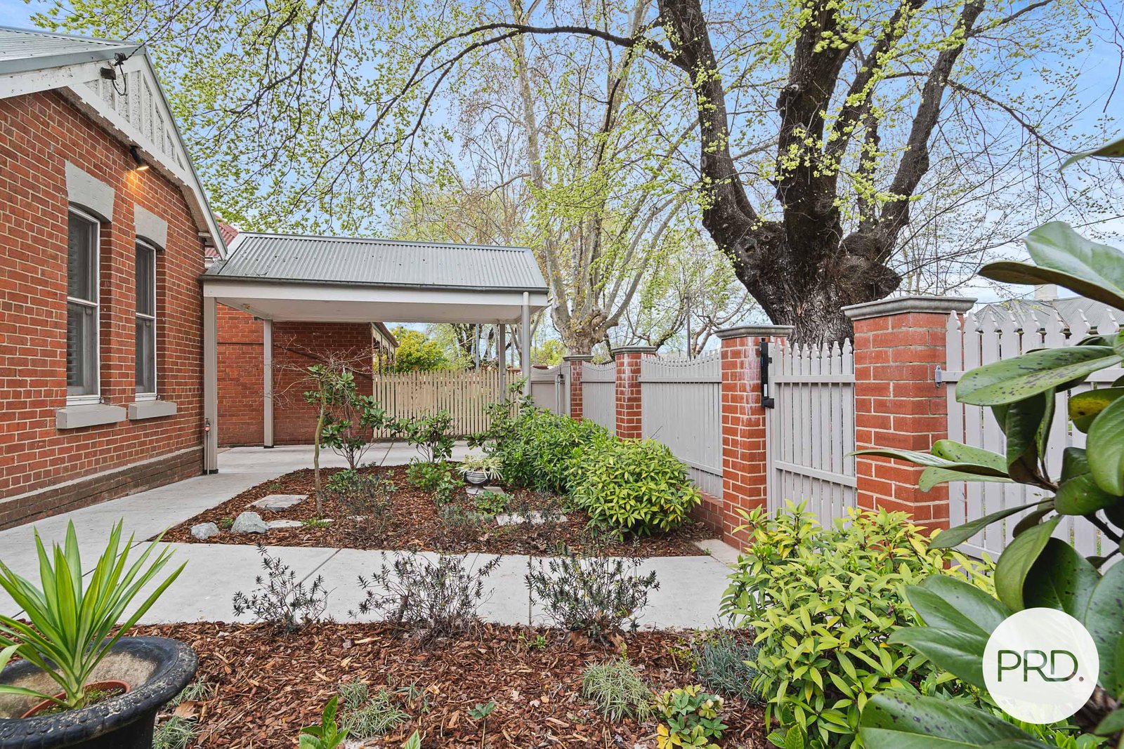 624 Stanley Street ALBURY 2