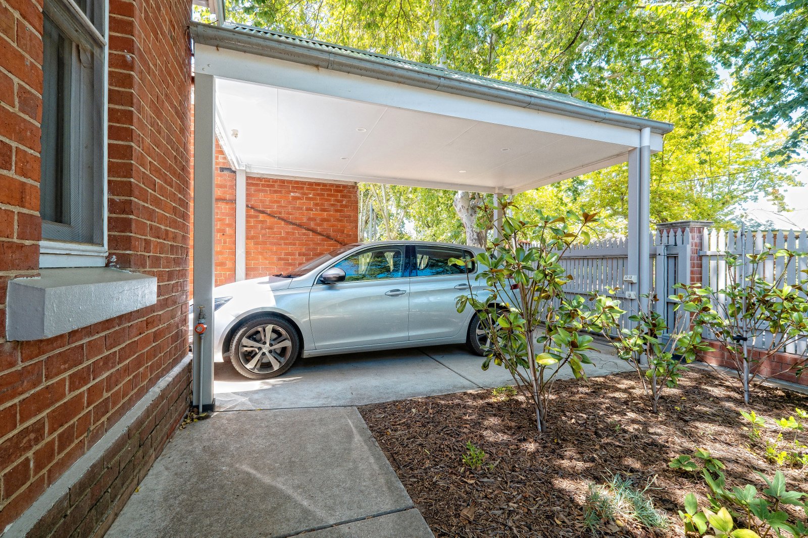 624 Stanley Street ALBURY 3