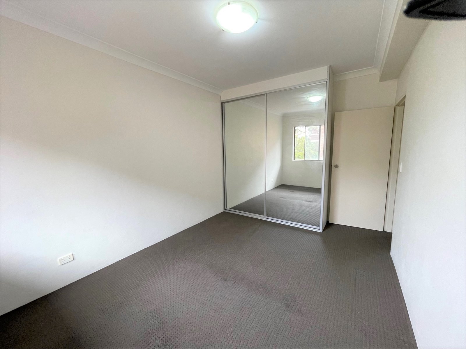 6/24 Subway Road ROCKDALE 5