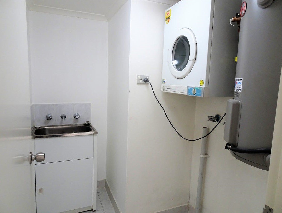 62/438 Forest Road HURSTVILLE 8