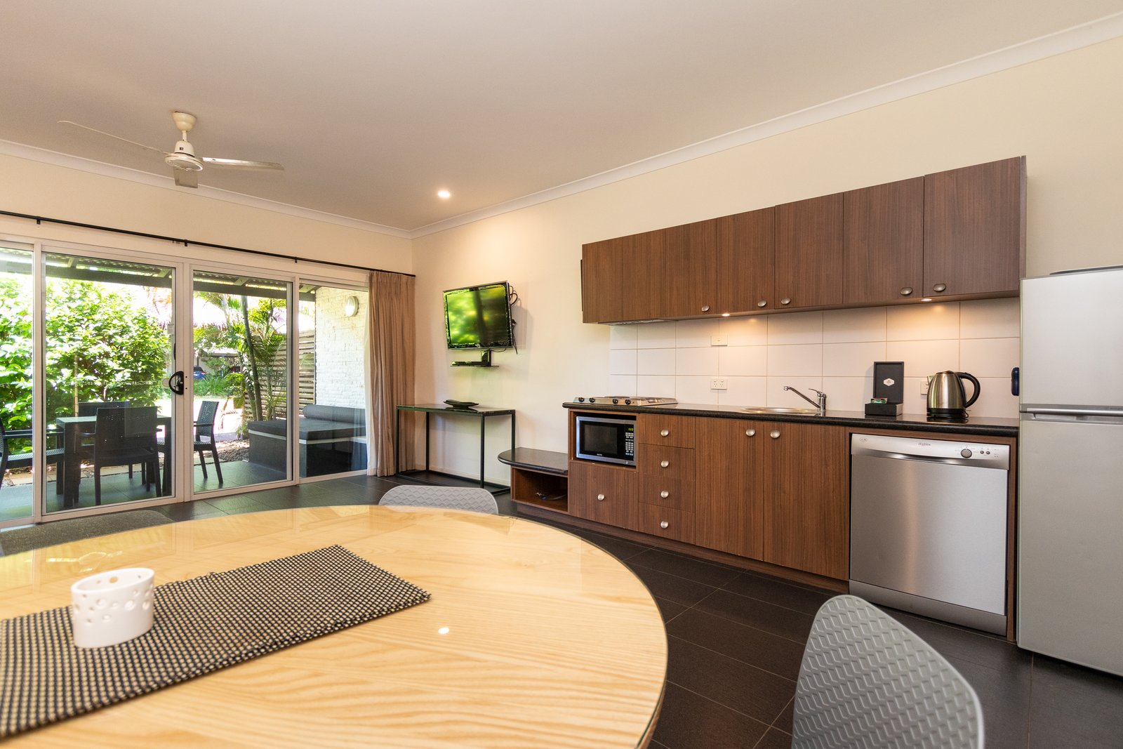 6/25 Millington Road CABLE BEACH 9