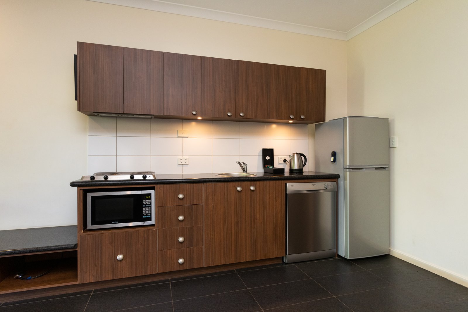 6/25 Millington Road CABLE BEACH 19