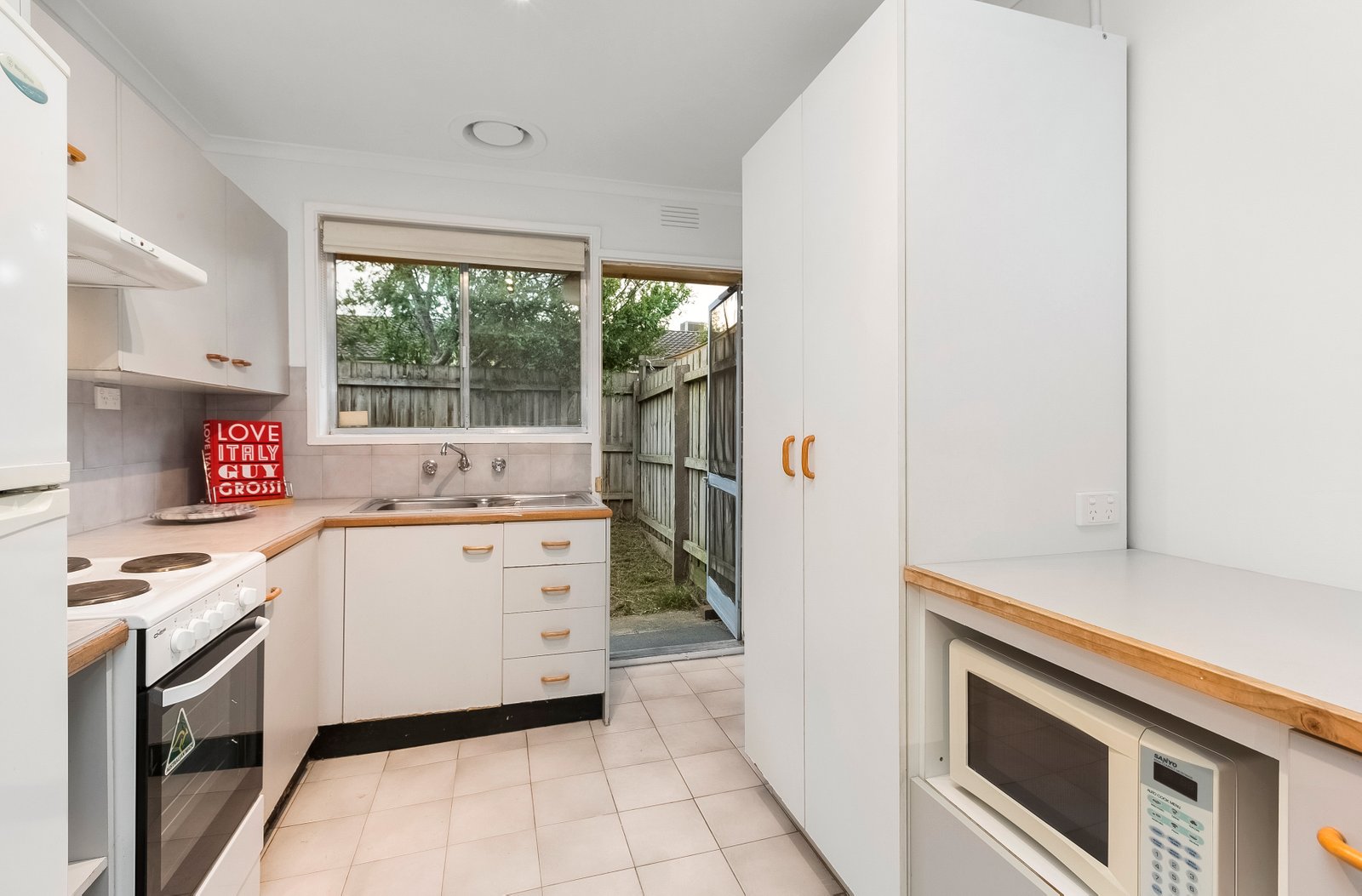 Gallery: 6/25 Shaw Street