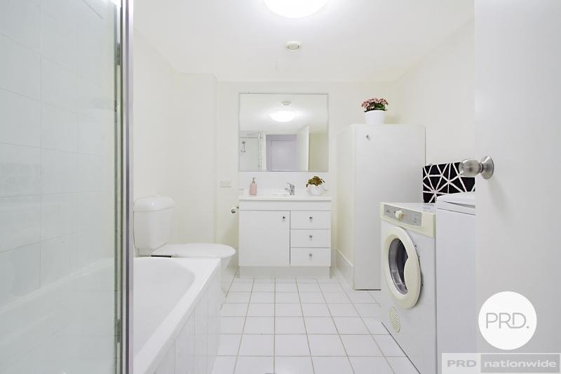 6/25 Walton Street SOUTHPORT 8