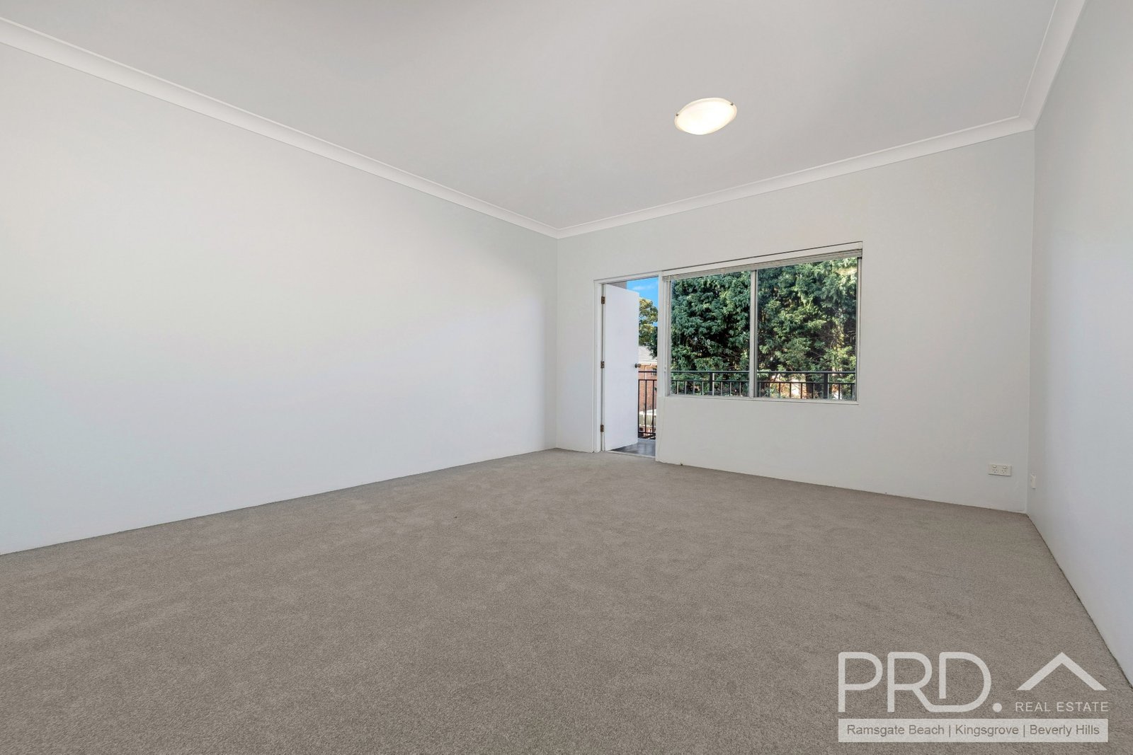 6/26-28 Kairawa Street SOUTH HURSTVILLE 2