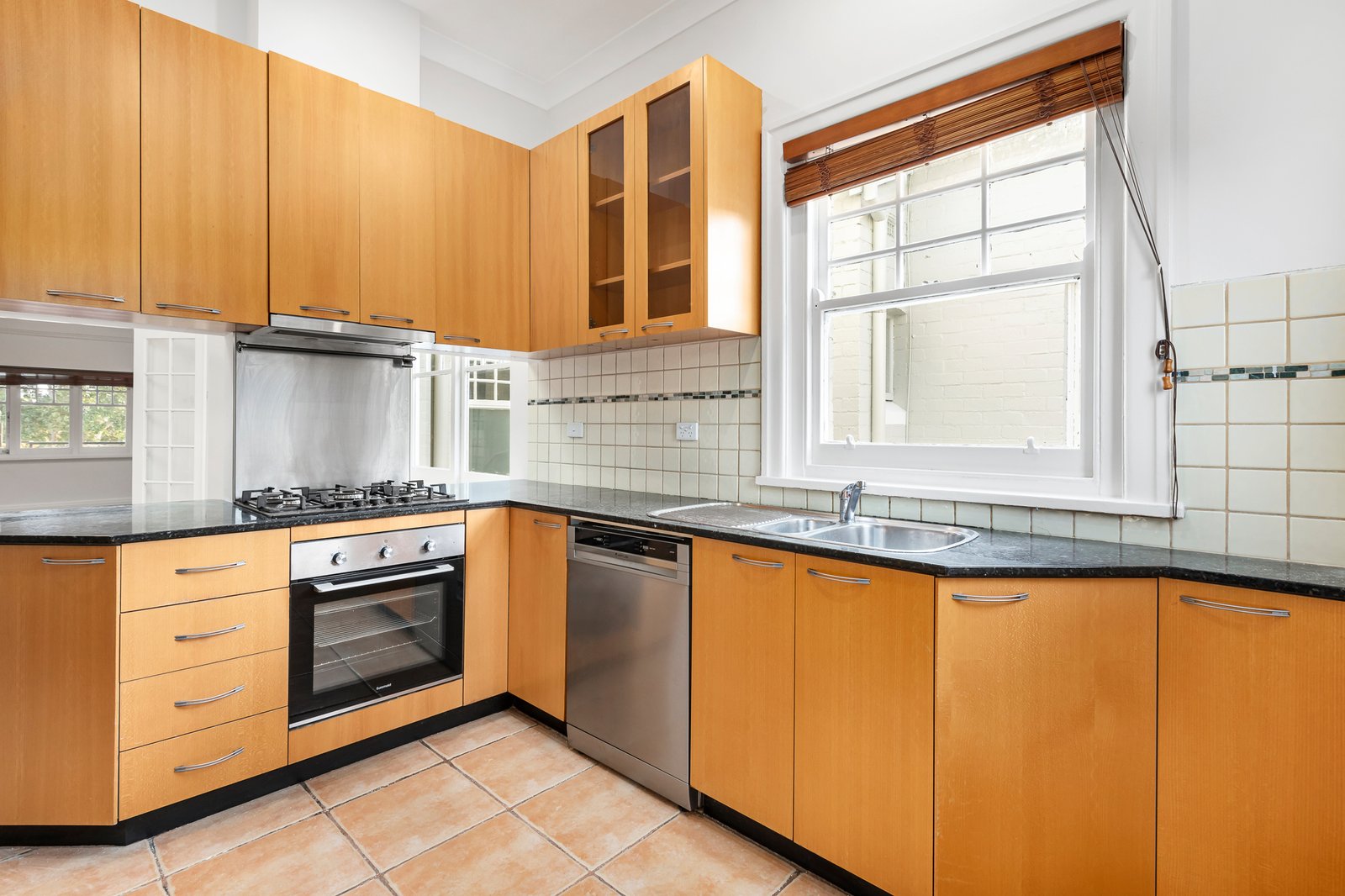 Gallery: 6/260 St Kilda Street