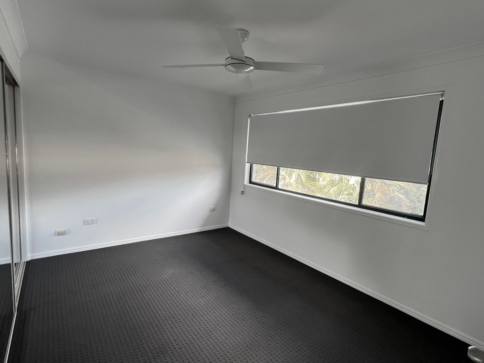 6/27-33 Mattocks Road BURLEIGH WATERS 3