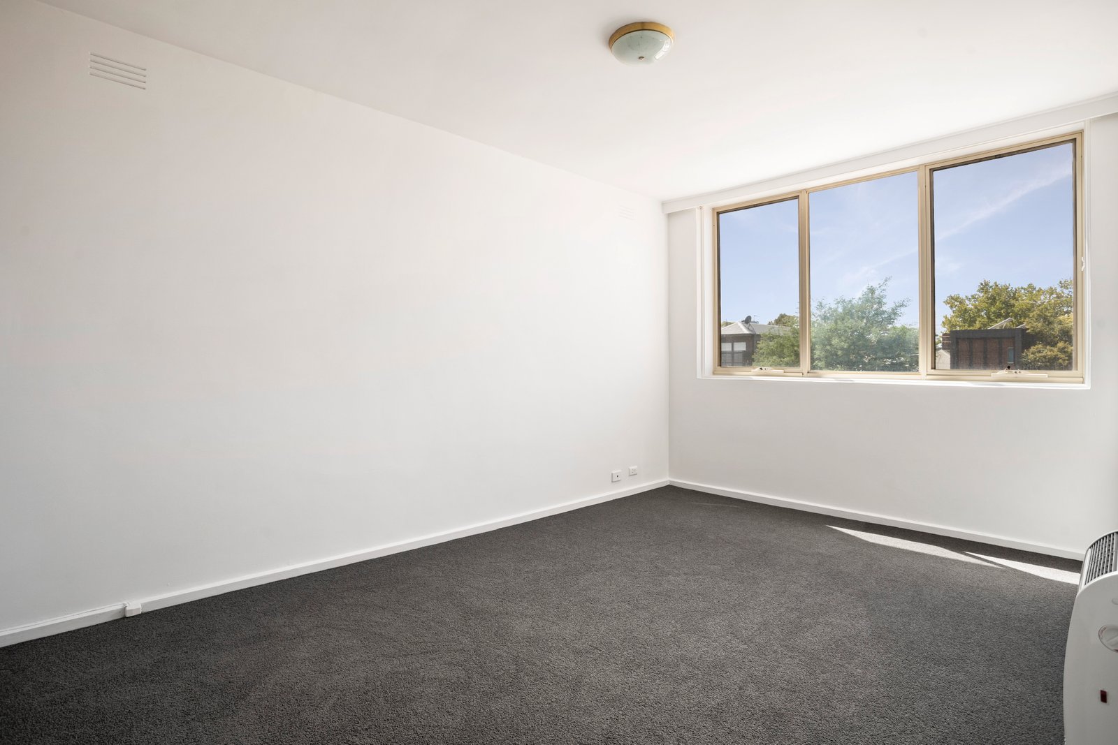Real Estate and Property in 6/27 Griffiths Street, Richmond, VIC
