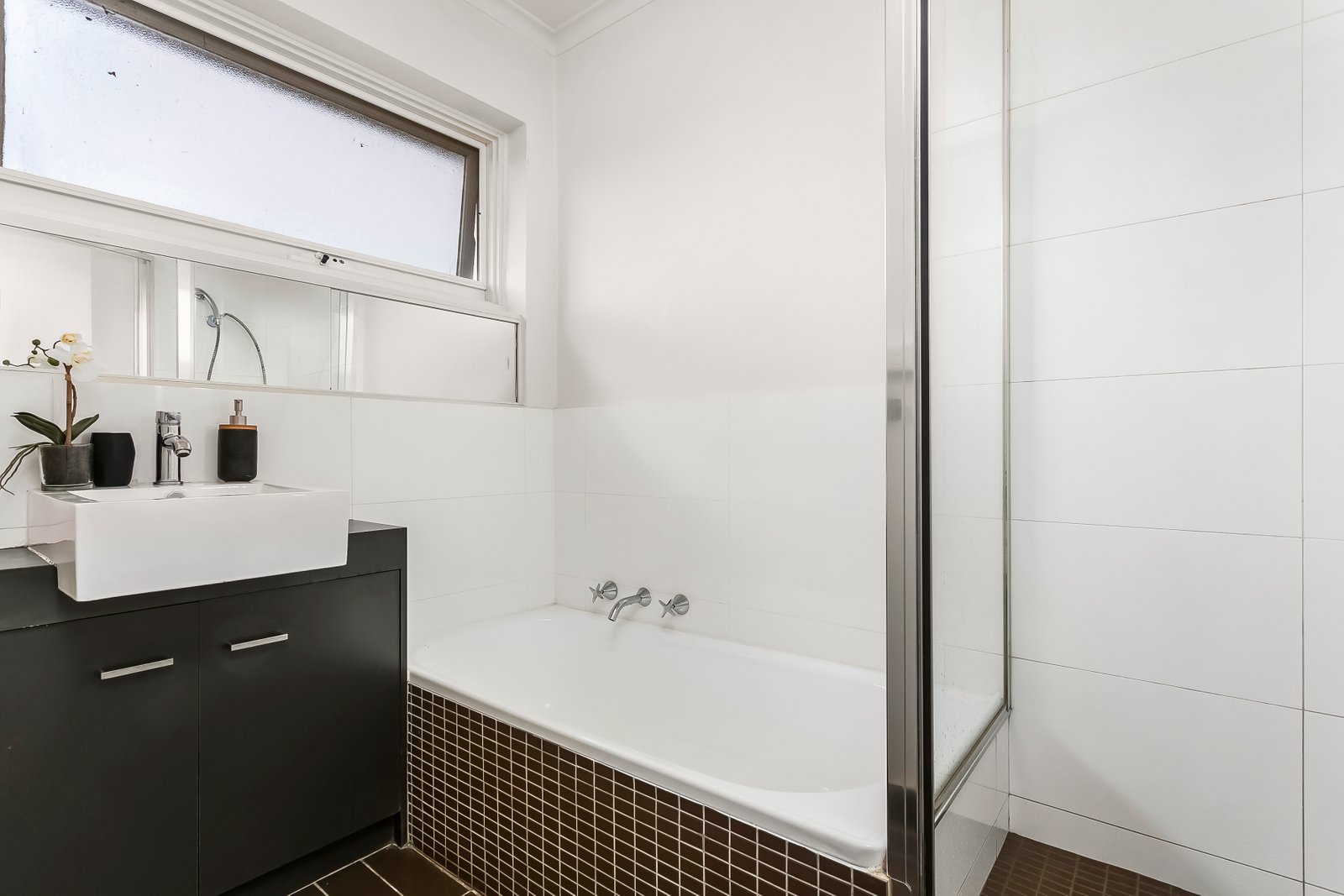 Gallery: 6/27 Ross Street