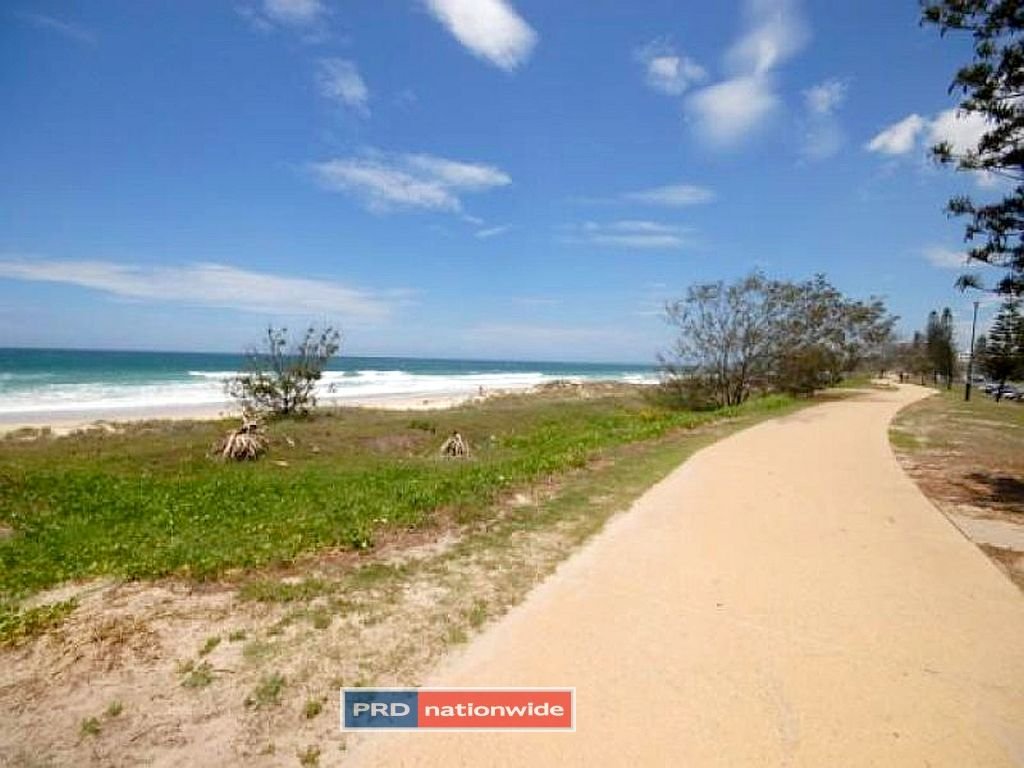 6/27 Seagull Ave  MERMAID BEACH 5