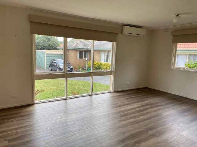 Gallery: 6/270 Spring Road