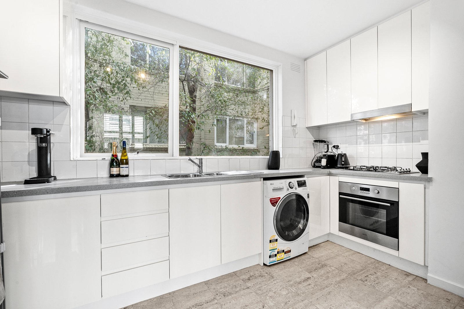 Real Estate and Property in 6/276 Domain Road, South Yarra, VIC