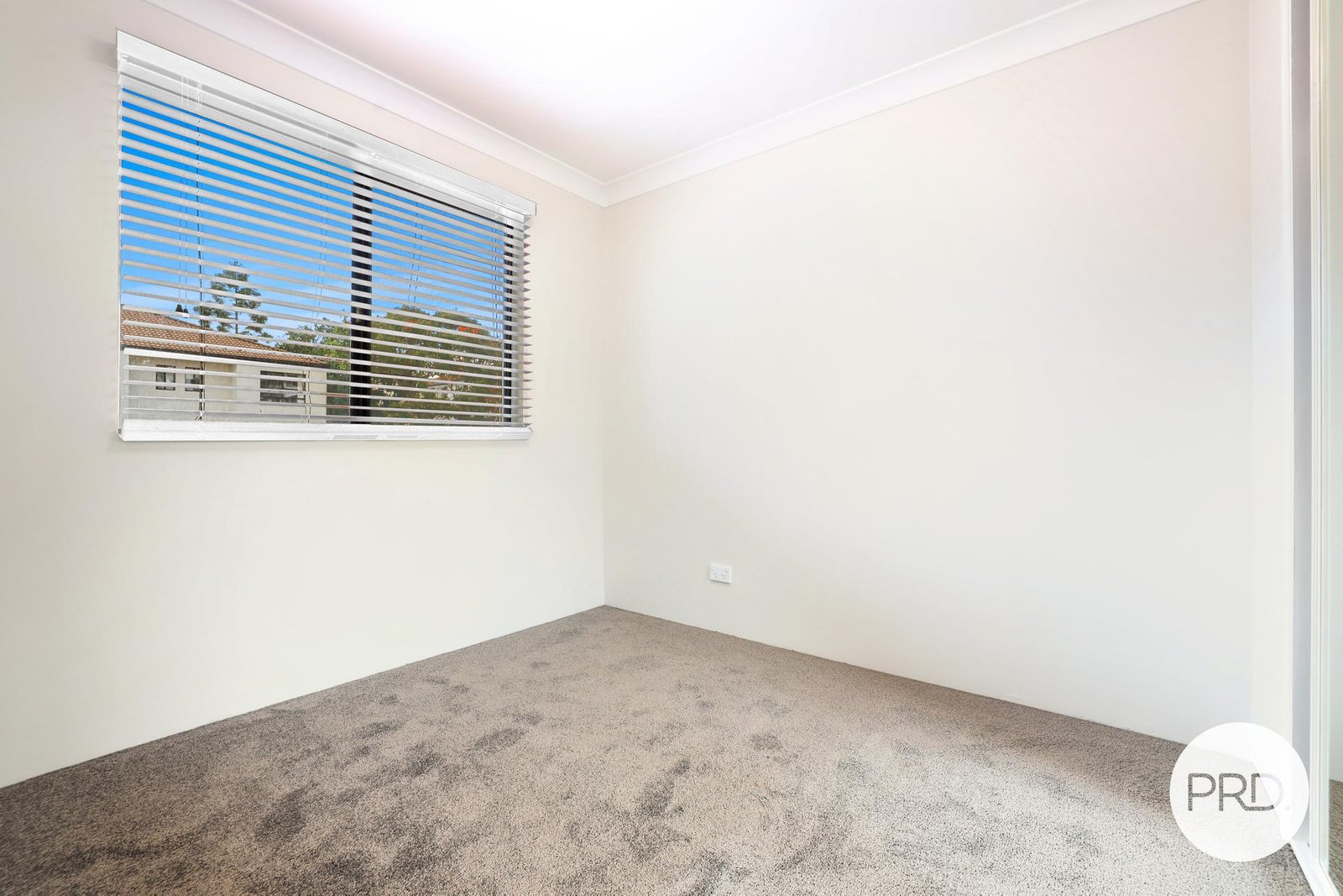 6/28 Little Norman Street SOUTHPORT 8