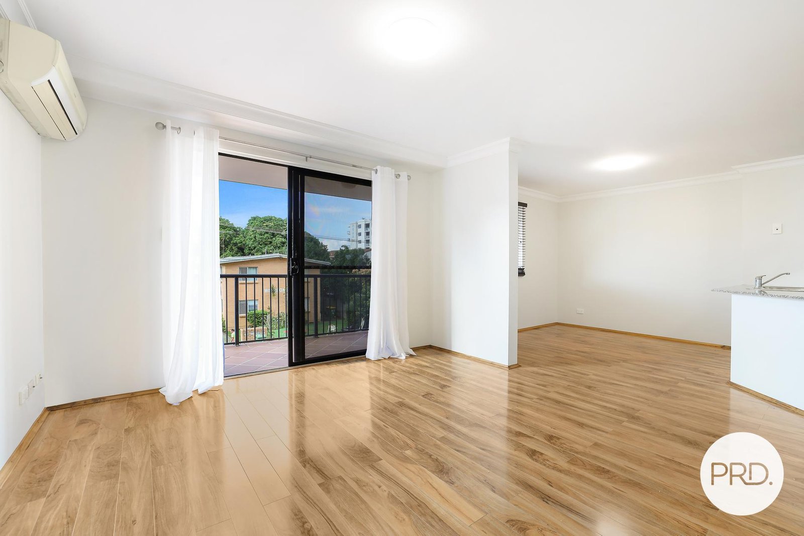 6/28 Little Norman Street SOUTHPORT 10