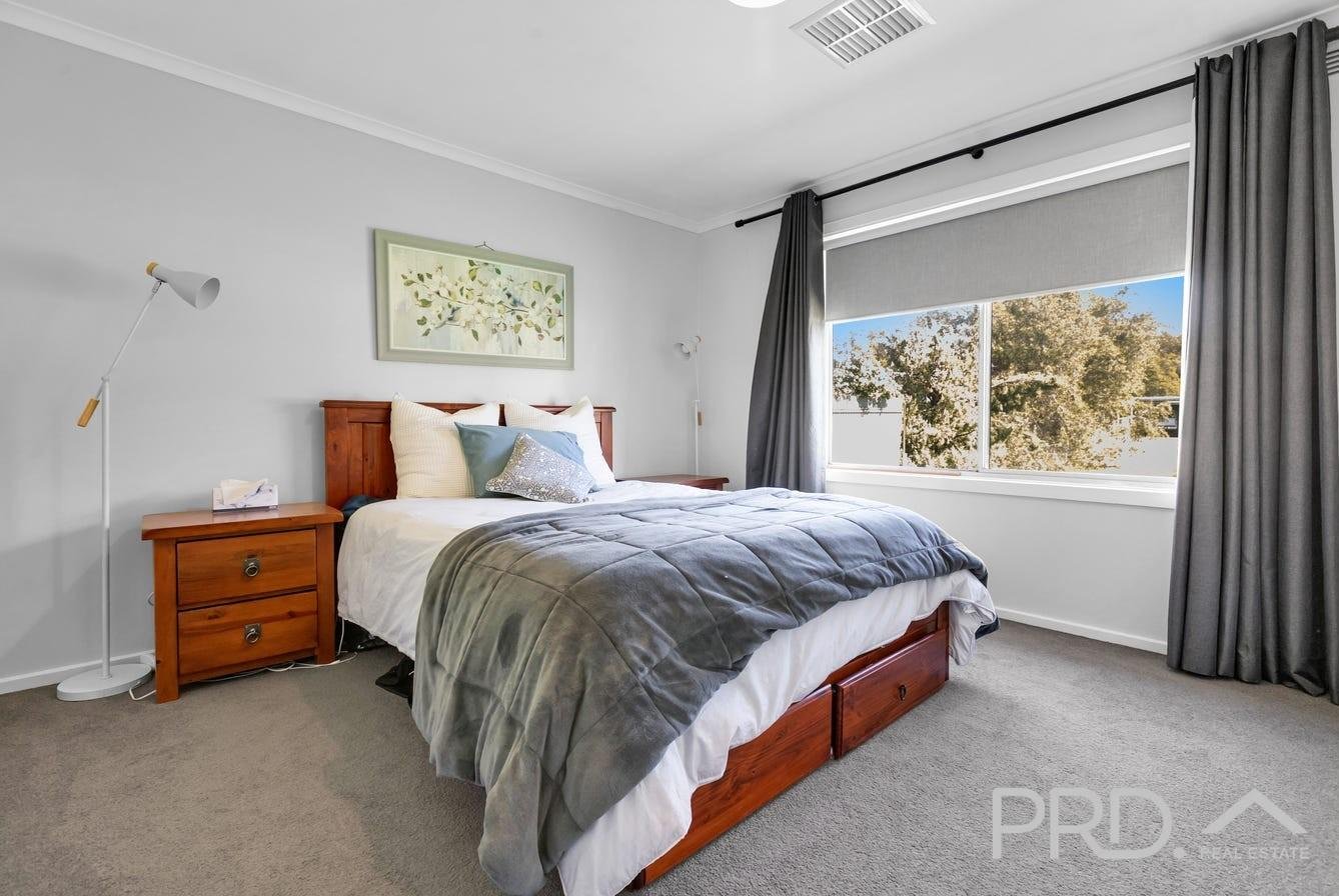 628 Sandilong Avenue IRYMPLE 8