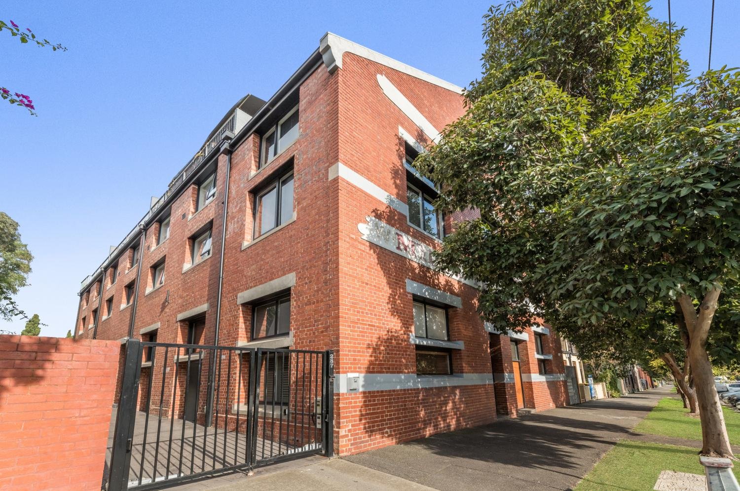 6/287 Bank Street, South Melbourne, 3205