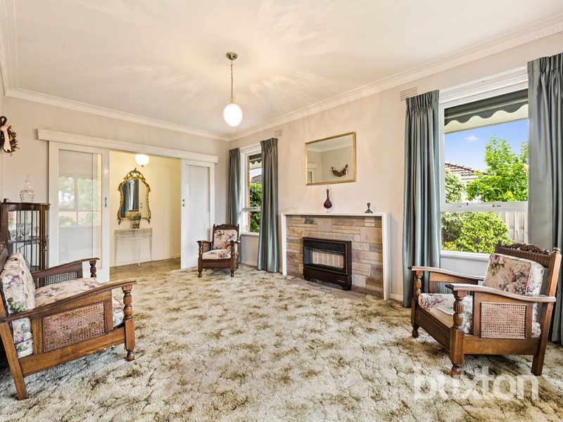 Gallery: 629 South Road