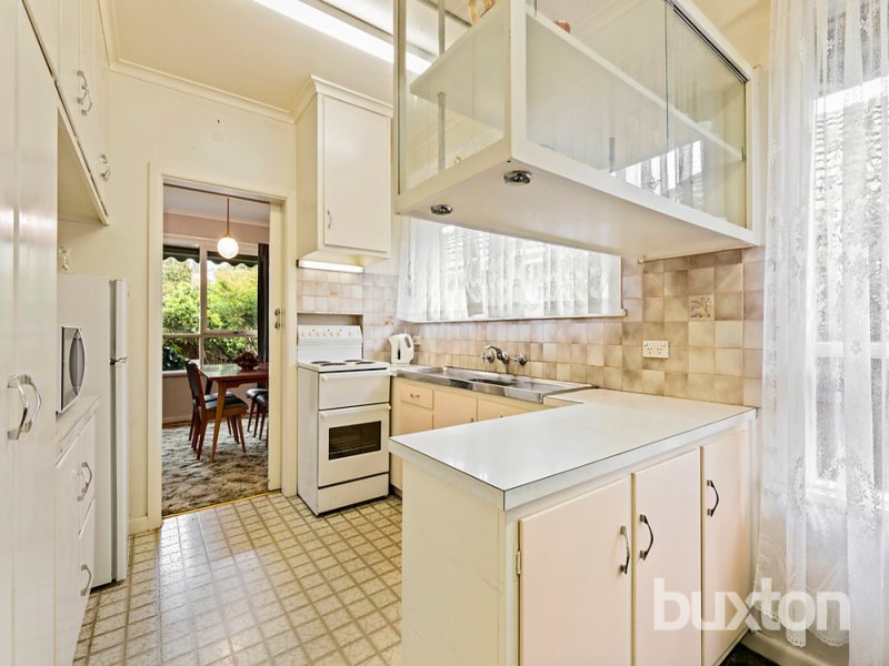 Gallery: 629 South Road