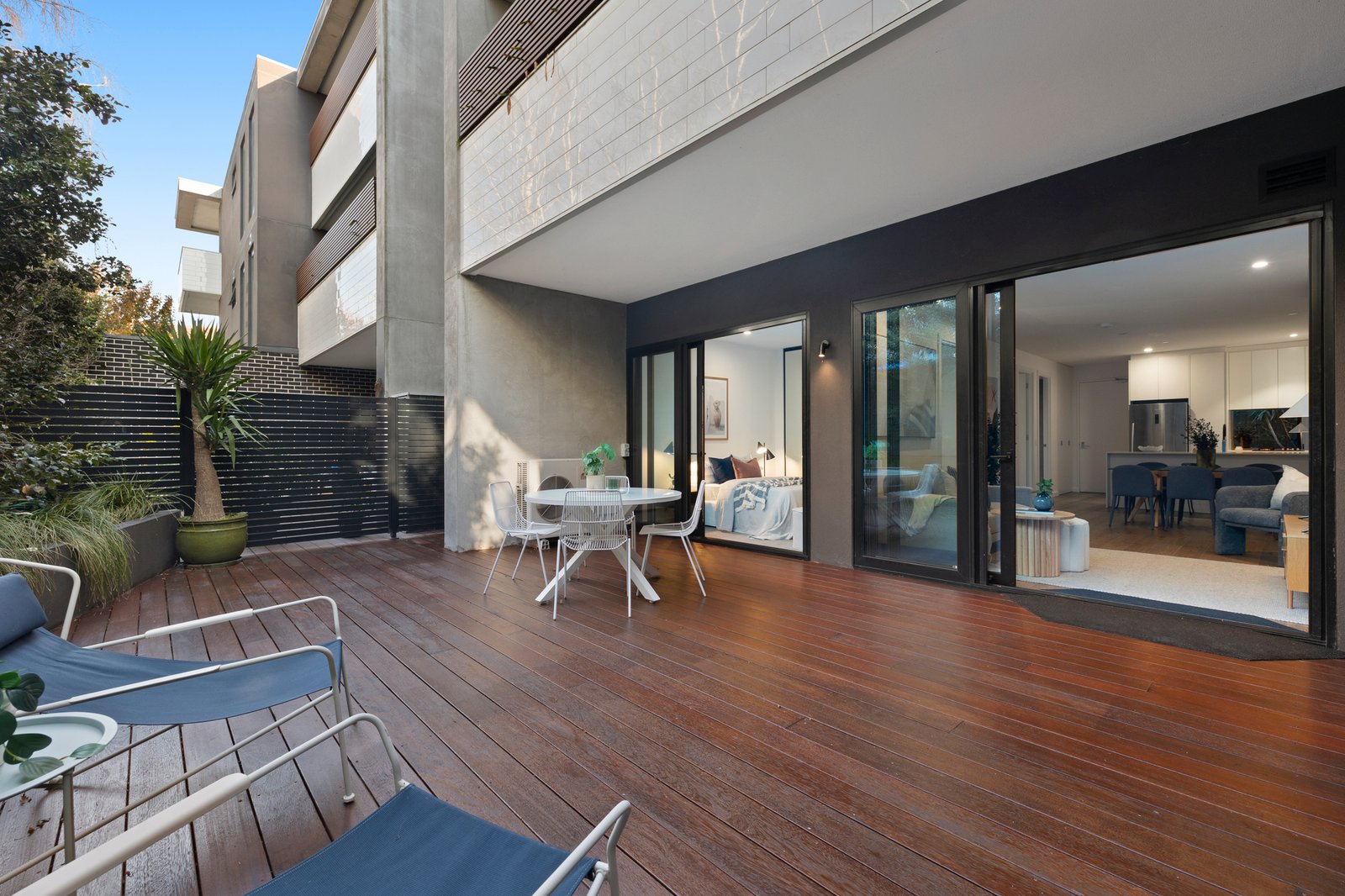 Gallery: 6/2A Major Street