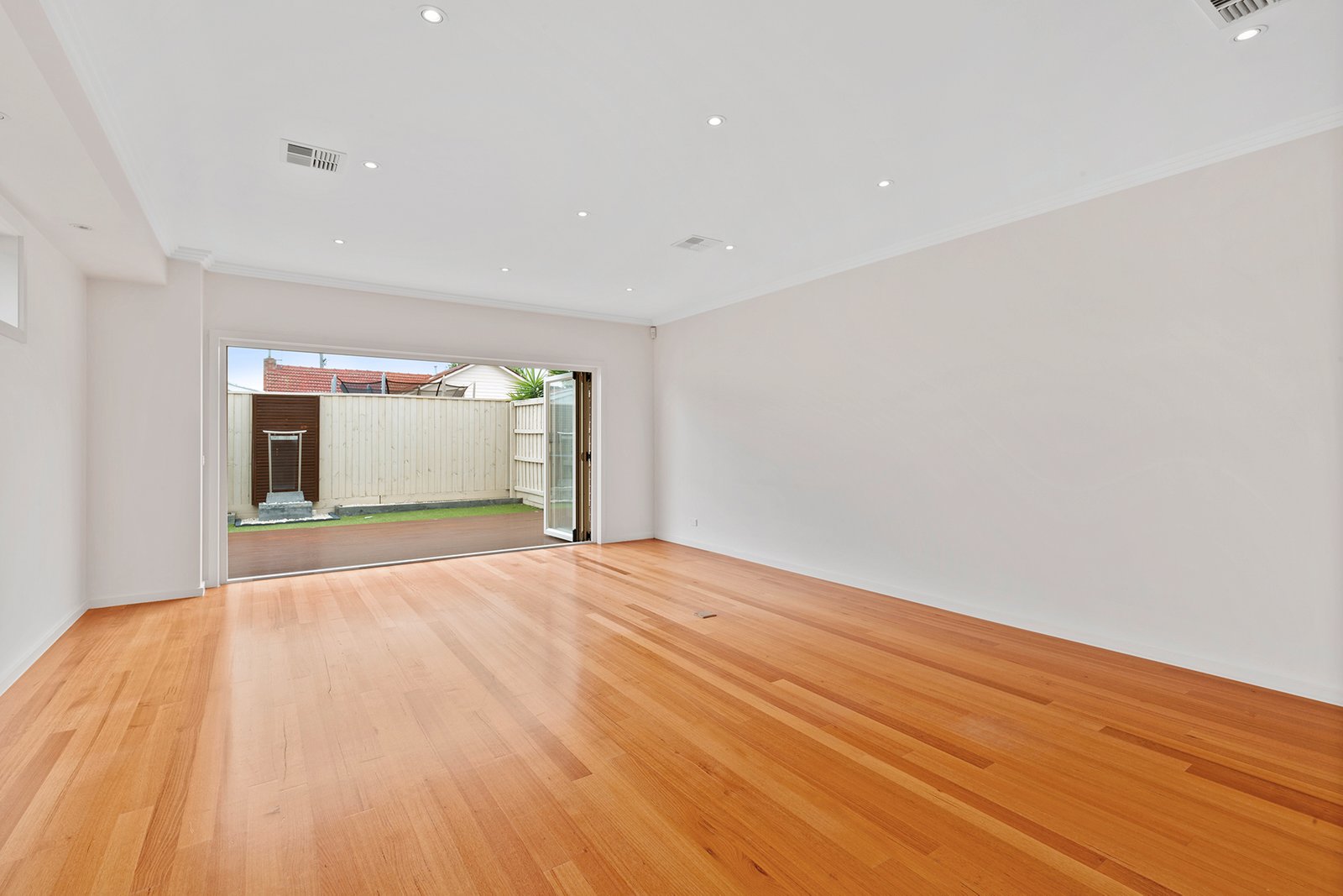 Gallery: 62B Castlewood Street